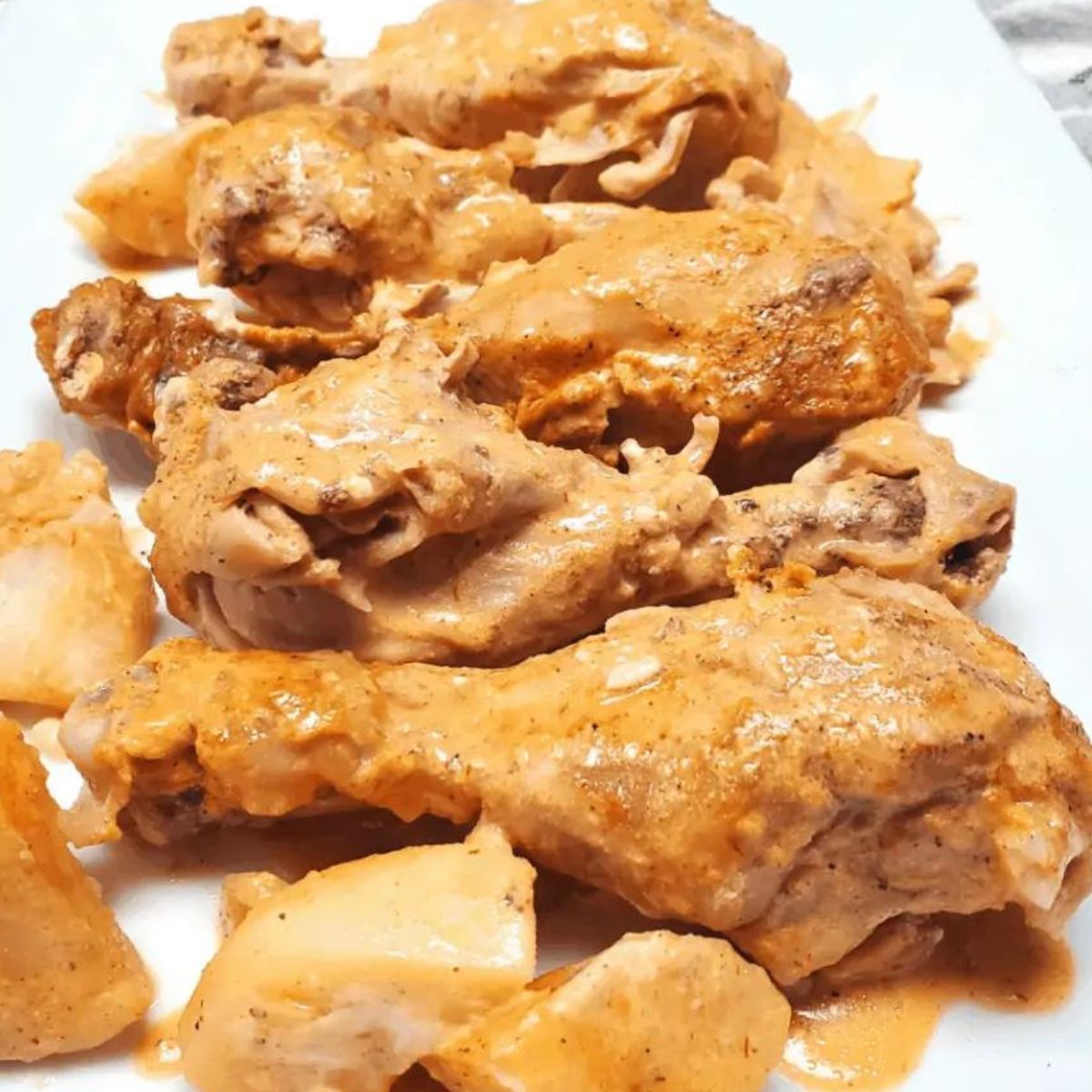 drumsticks with sour cream and chipotle