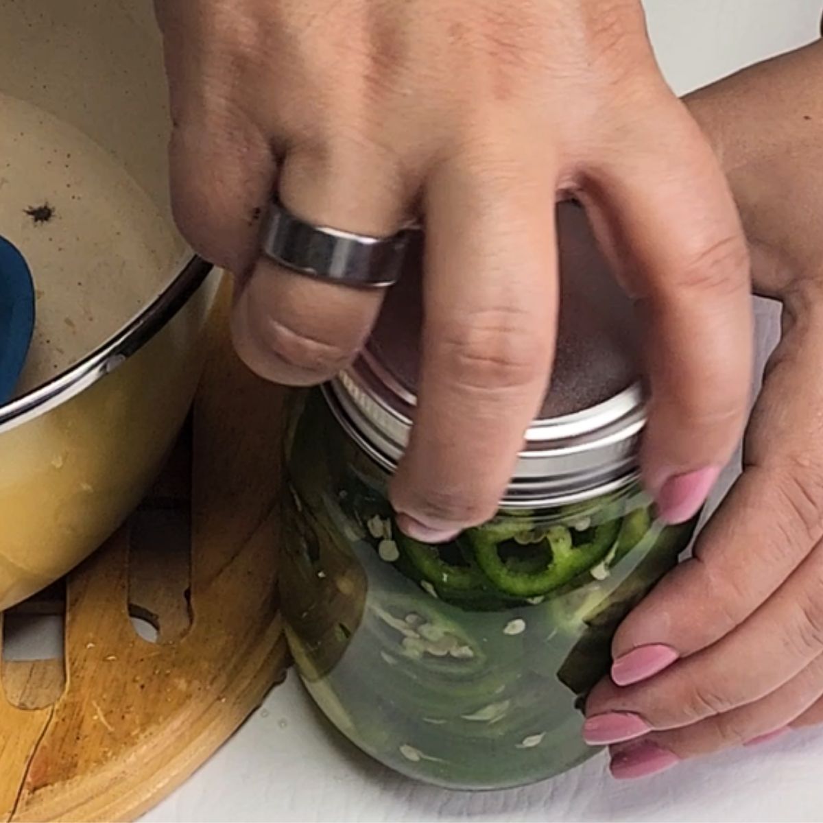 close the lid. pickled jalapenos peppers